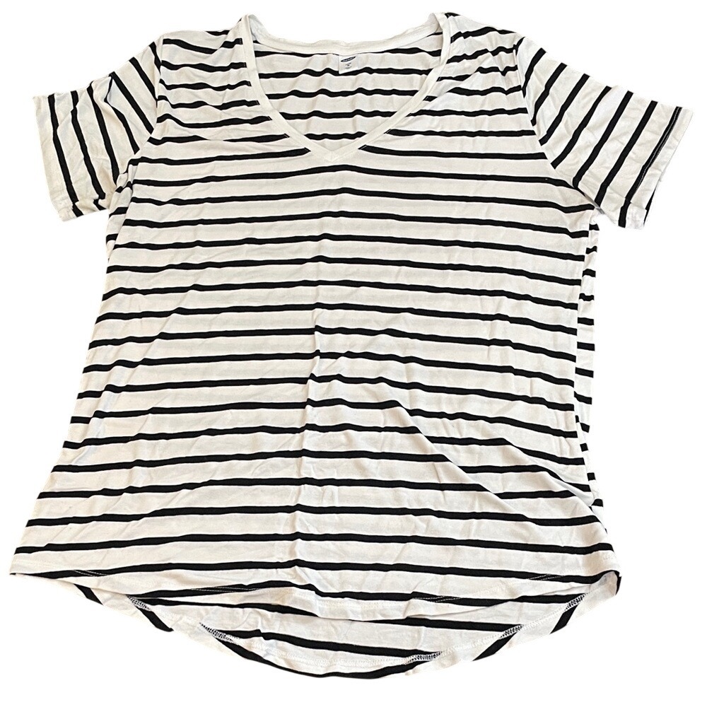 Old‎ Navy Luxe Womens Black White Striped V-Neck Short Sleeve T-Shirt Size M